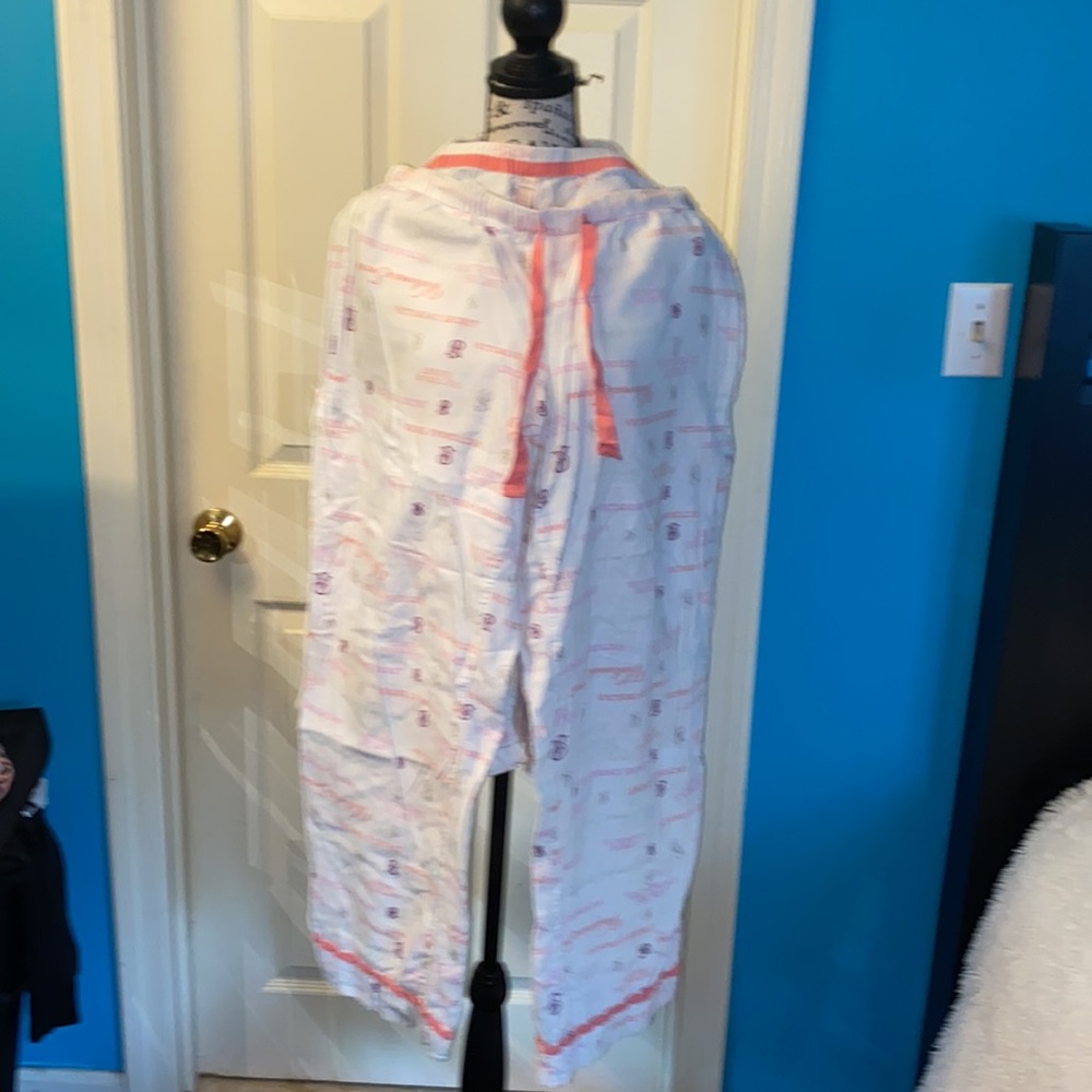 Victoria’s Secret women’s flannel pajama set - Picture 6 of 8